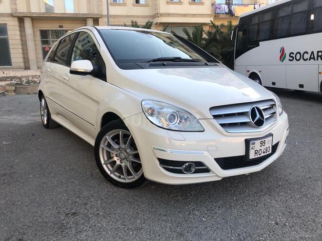 Mercedes B 180 2009, 106,380 km - 1.7 л - Bakı