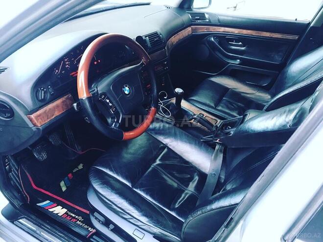 BMW 528 1996, 331,000 km - 2.8 л - Ağsu