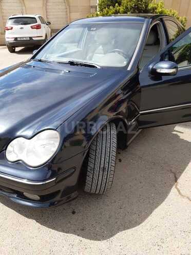 Mercedes C 180 2004, 111,120 km - 1.8 л - Biləsuvar