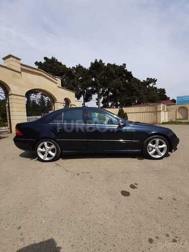 Mercedes C 180 2004, 111,120 km - 1.8 л - Biləsuvar