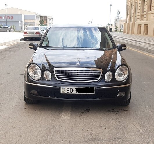 Mercedes E 220 2004, 376,500 km - 2.2 l - Bakı