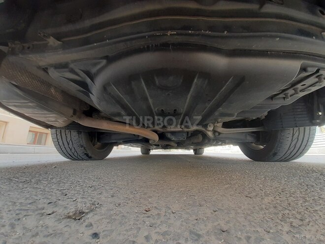 Mercedes E 220 2004, 376,500 km - 2.2 l - Bakı