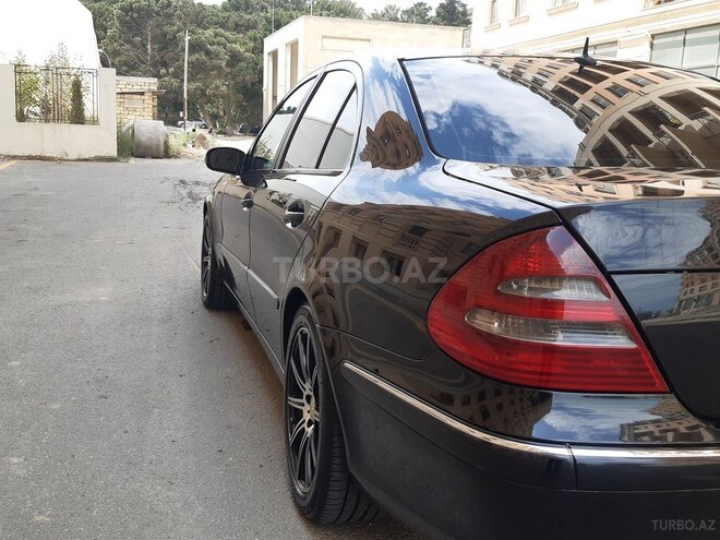 Mercedes E 220 2004, 376,500 km - 2.2 l - Bakı