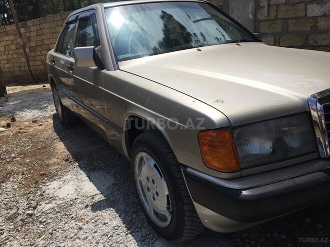 Mercedes 190 1991, 292,500 km - 1.8 l - Bakı