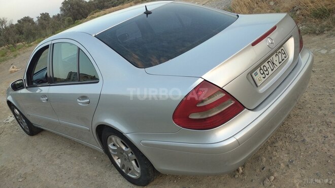 Mercedes E 270 2002, 327,000 km - 2.7 l - Bakı