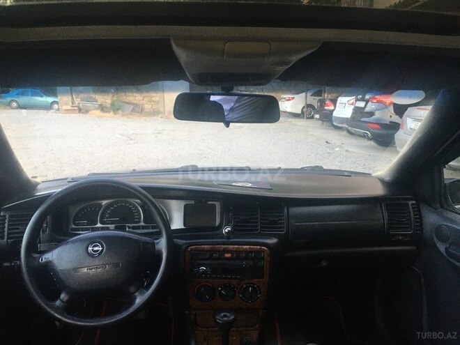 Opel Vectra 1996, 320,000 km - 2.0 l - Bakı