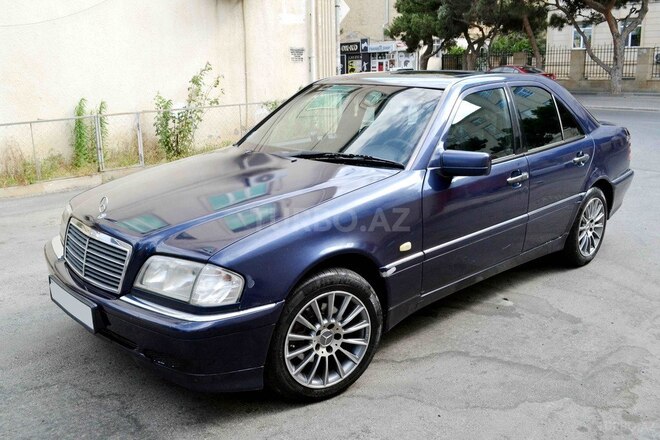 Mercedes C 220 2000, 383,779 km - 2.2 l - Bakı