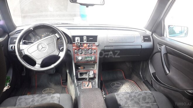 Mercedes C 220 2000, 380,000 km - 2.2 l - Bakı