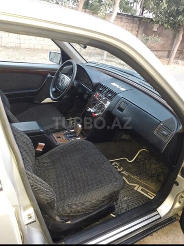 Mercedes C 180 1993, 420,000 km - 1.8 l - Biləsuvar