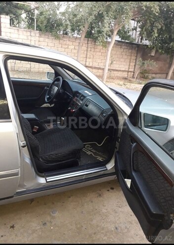 Mercedes C 180 1993, 420,000 km - 1.8 l - Biləsuvar