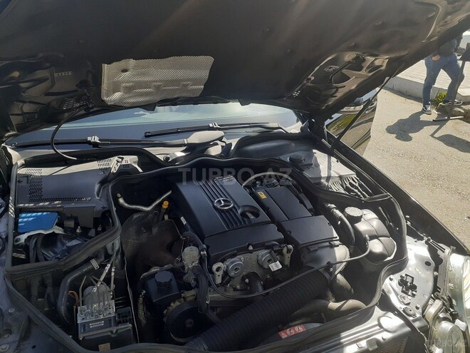 Mercedes E 220 2007, 367,000 km - 2.2 л - Bakı