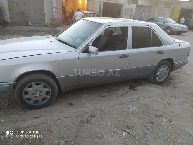 Mercedes E 300 1994, 283,121 km - 3.0 l - Bakı