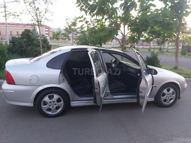 Opel Vectra 2000, 250,000 km - 2.0 l - Qazax