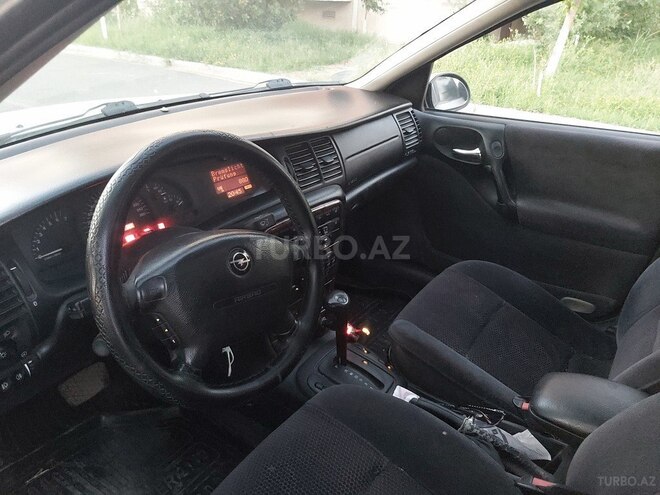 Opel Vectra 2000, 250,000 km - 2.0 l - Qazax
