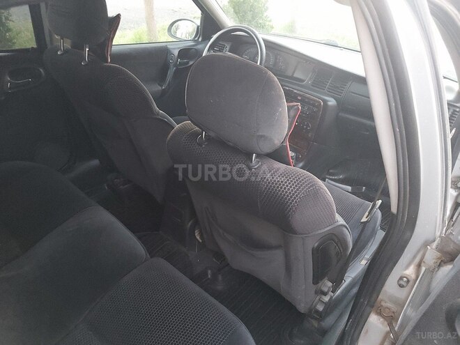 Opel Vectra 2000, 250,000 km - 2.0 l - Qazax