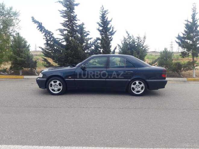 Mercedes C 240 1999, 210,000 km - 2.4 l - Bakı