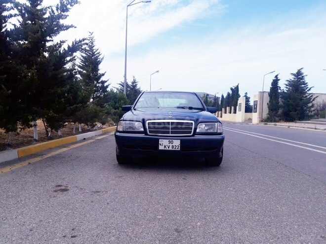 Mercedes C 240 1999, 210,000 km - 2.4 l - Bakı