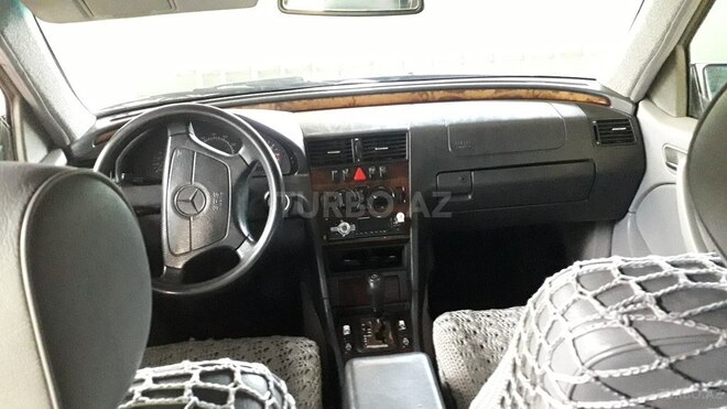 Mercedes C 230 1999, 220,050 km - 2.3 л - Tovuz