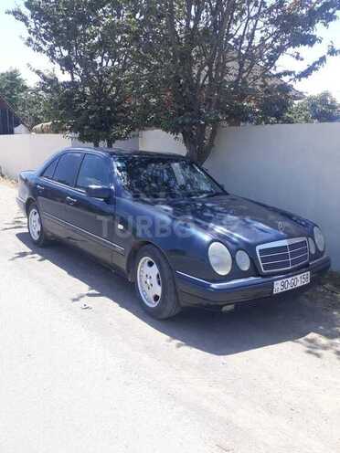 Mercedes E 230 1995, 258,000 km - 2.3 l - Lənkəran