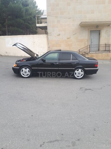 Mercedes C 230 1999, 325,705 km - 2.3 l - Bakı