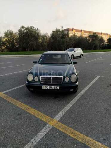 Mercedes E 230 1997, 380,000 km - 2.3 l - Bakı