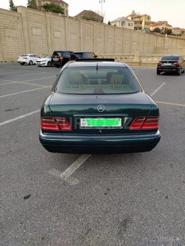 Mercedes E 230 1997, 380,000 km - 2.3 l - Bakı