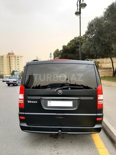 Mercedes V 220 2011, 295,000 km - 2.2 l - Bakı