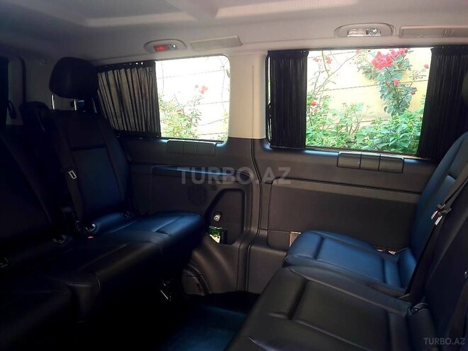 Mercedes V 220 2011, 295,000 km - 2.2 l - Bakı