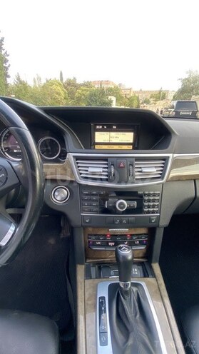Mercedes E 220 2010, 170,000 km - 2.2 л - Bakı
