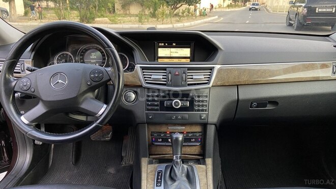 Mercedes E 220 2010, 170,000 km - 2.2 л - Bakı