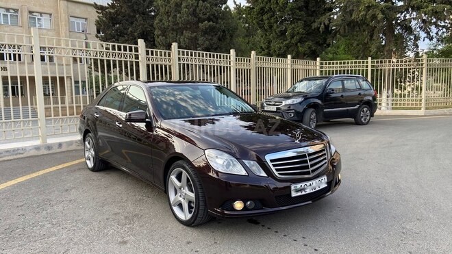 Mercedes E 220 2010, 170,000 km - 2.2 л - Bakı