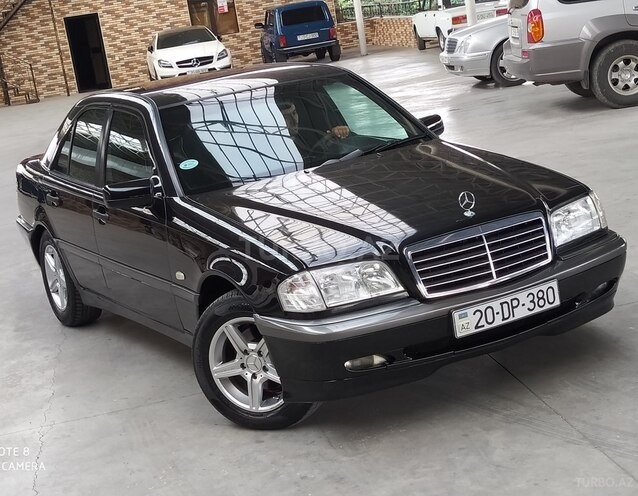 Mercedes C 180 1999, 218,258 km - 1.8 л - Gəncə
