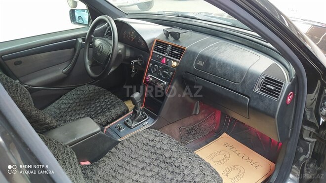 Mercedes C 180 1999, 218,258 km - 1.8 л - Gəncə