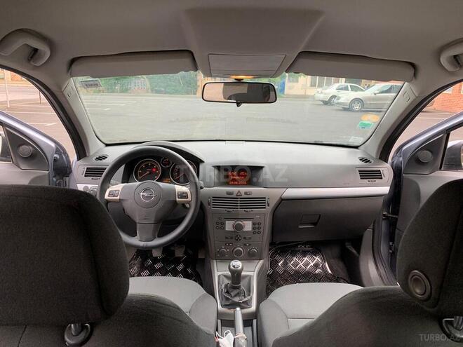 Opel Astra 2006, 290,000 km - 1.3 л - Bakı
