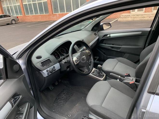 Opel Astra 2006, 290,000 km - 1.3 л - Bakı