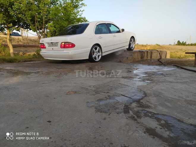 Mercedes E 320 2000, 196,000 km - 3.2 л - Şirvan