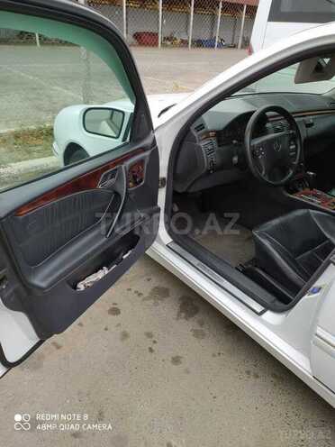 Mercedes E 320 2000, 196,000 km - 3.2 л - Şirvan