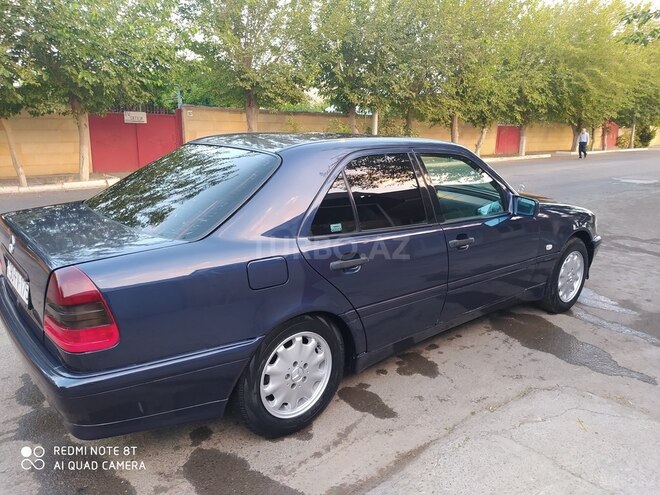 Mercedes C 180 1997, 230,000 km - 1.8 л - Biləsuvar