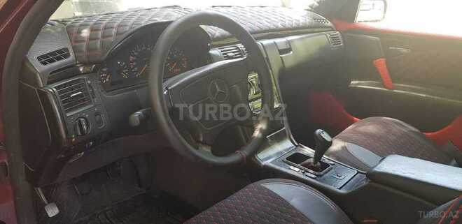 Mercedes E 230 1995, 383,655 km - 2.3 л - Mingəçevir
