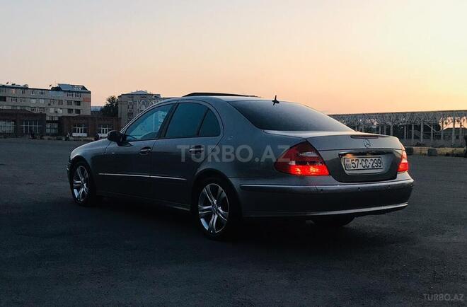 Mercedes E 240 2005, 187,000 km - 2.4 l - Gəncə