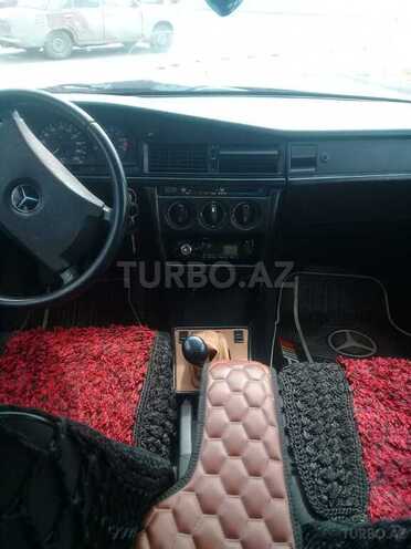 Mercedes 190 1989, 420,000 km - 2.0 l - Sabirabad