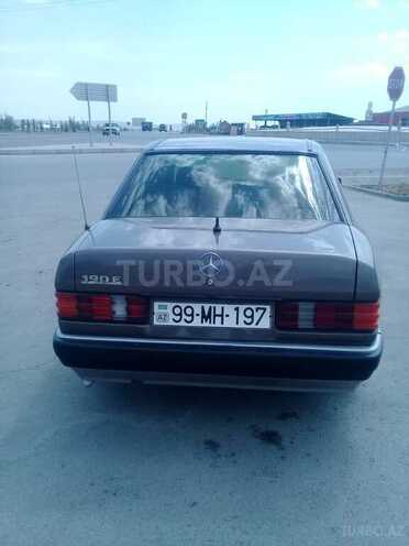 Mercedes 190 1989, 420,000 km - 2.0 l - Sabirabad