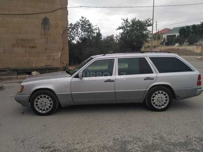 Mercedes E 200 1995, 495,000 km - 2.0 l - Bakı