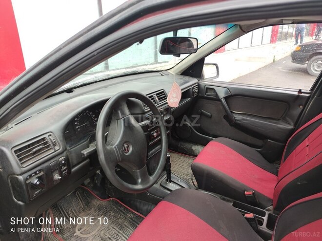 Opel Vectra 1992, 429,000 km - 1.8 l - Xaçmaz