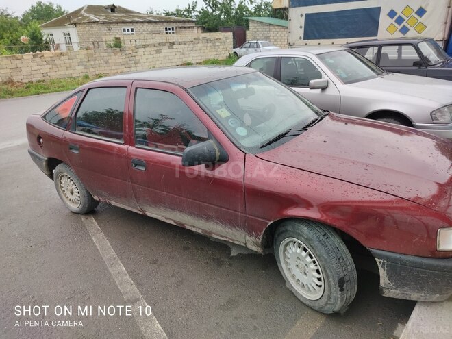 Opel Vectra 1992, 429,000 km - 1.8 l - Xaçmaz