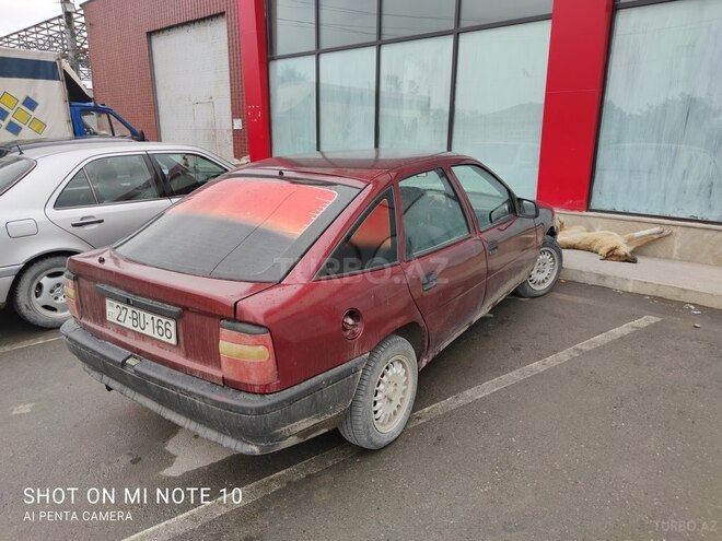 Opel Vectra 1992, 429,000 km - 1.8 l - Xaçmaz