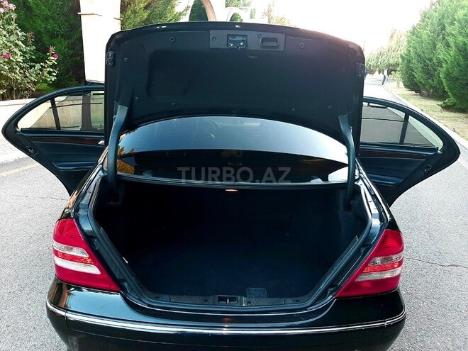 Mercedes C 280 2006, 287,000 km - 3.0 l - Qazax