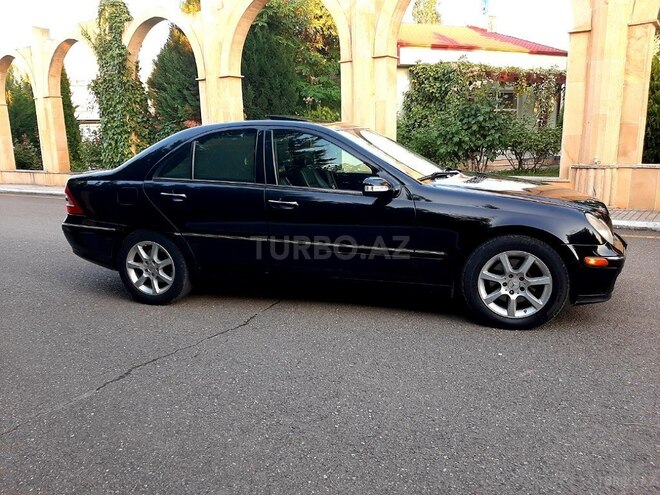 Mercedes C 280 2006, 287,000 km - 3.0 l - Qazax