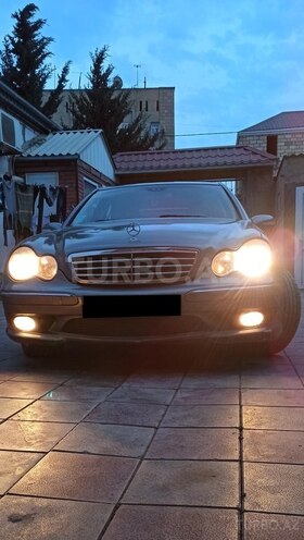 Mercedes C 230 2005, 195,000 km - 2.3 л - Bakı