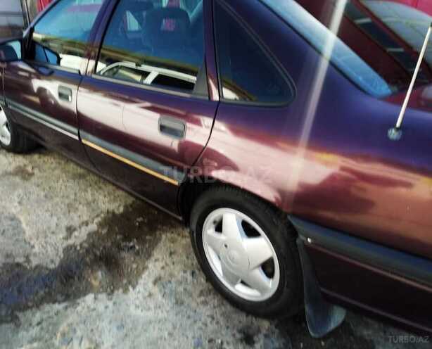 Opel Vectra 1994, 200,000 km - 2.0 l - Bakı